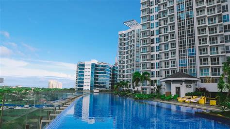 Mactan Newtown Condo: Cebu Beachfront for Sale (2024) .